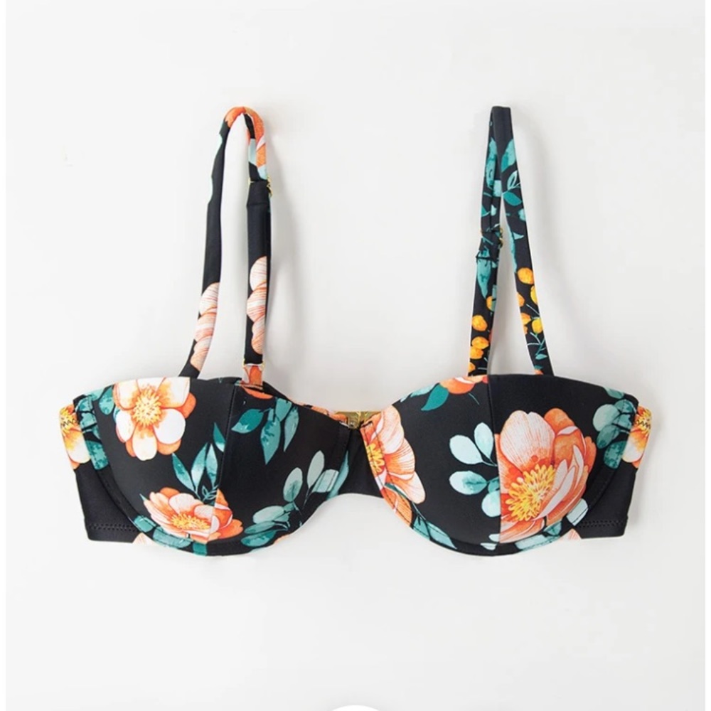 Cupshe Black & Floral Bikini Top